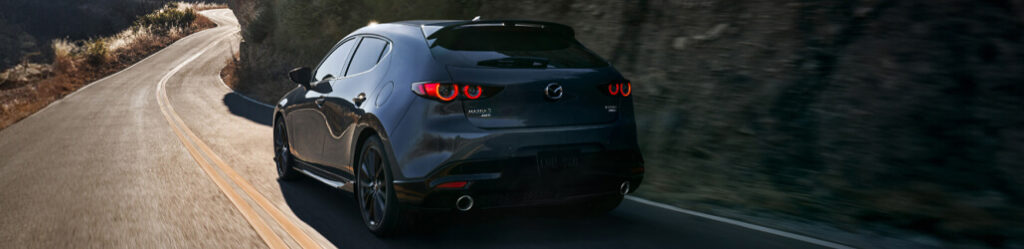 Solution mazda MAZDA3 SPORT VS CIVIC HATCHBACK 2025 blog avril IMAGE2 1024x249